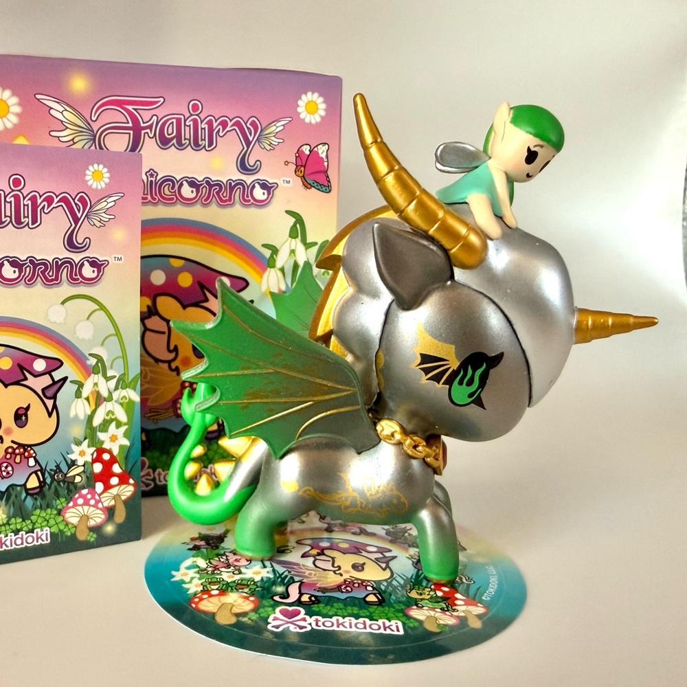 DRAGON Fairy Tokidoki Fairy Unicorno with Sticker New Open Blind Box